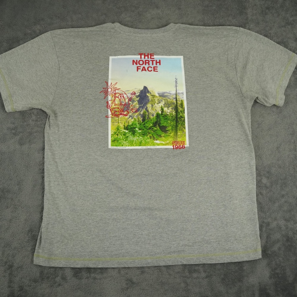 The North Face T-Shirt Mens Large Gray Graphic Half Dome California Yosemite
